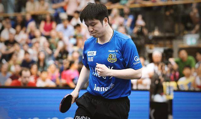 界展示了他 界展示了他