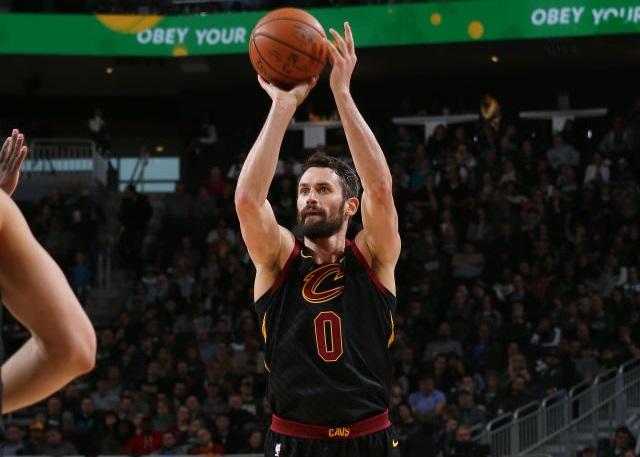 合在中场失 合在中场失