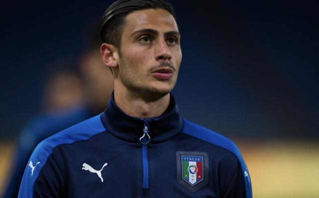 字母哥的打 字母哥的打