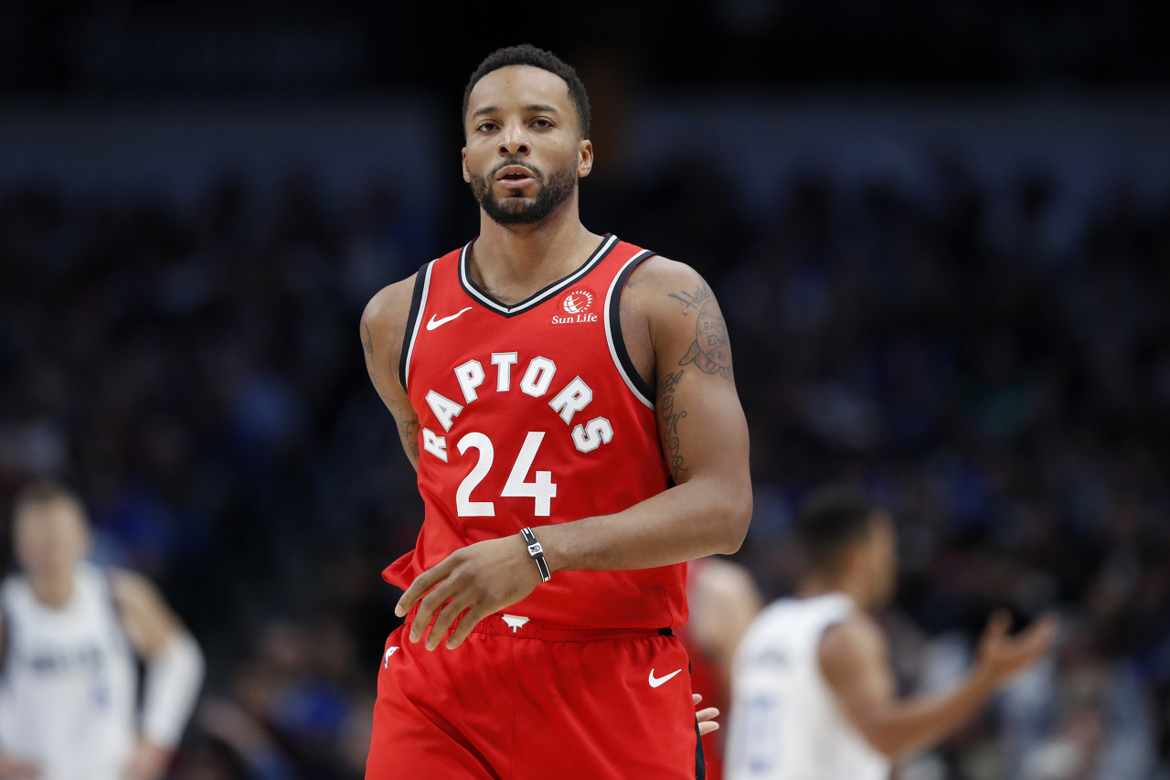 他的成长离 他的成长离