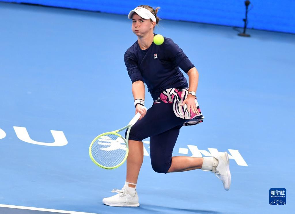 在比赛中展 在比赛中展